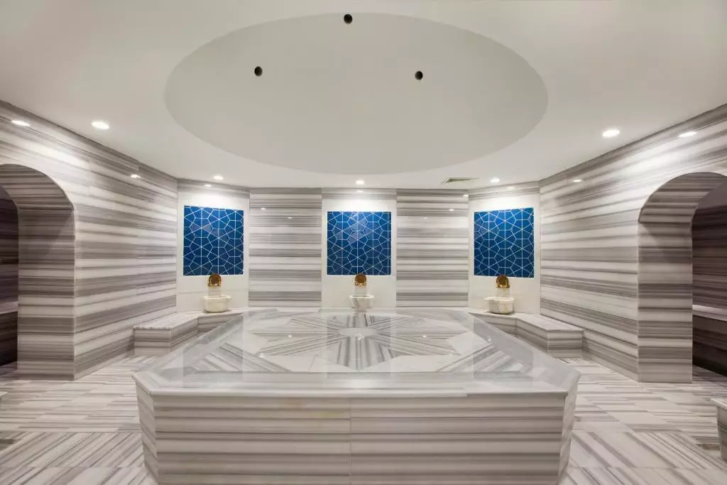 حمام هتل گرند پارک لارا